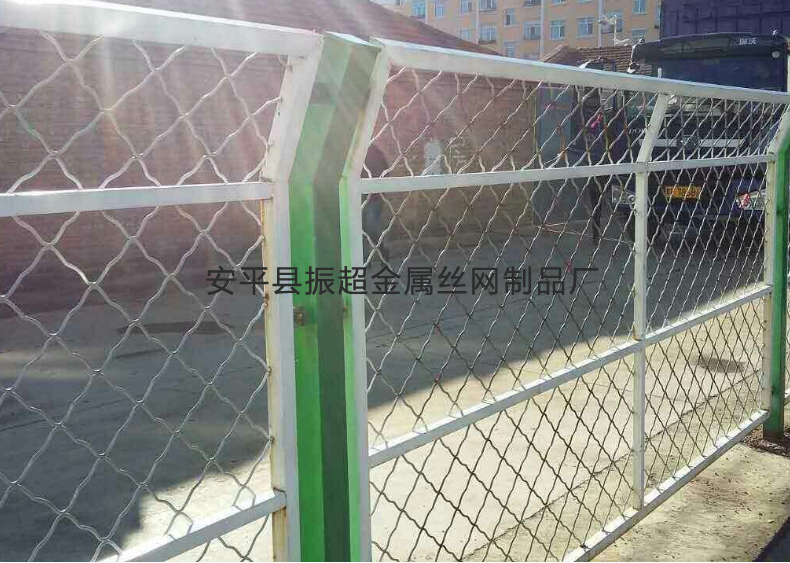 铁丝围网-www.zhenchaowy.com