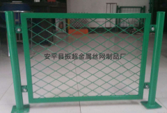 金属板围网