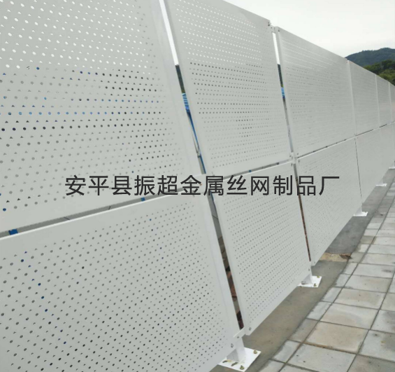 金属板围网-www.zhenchaowy.com